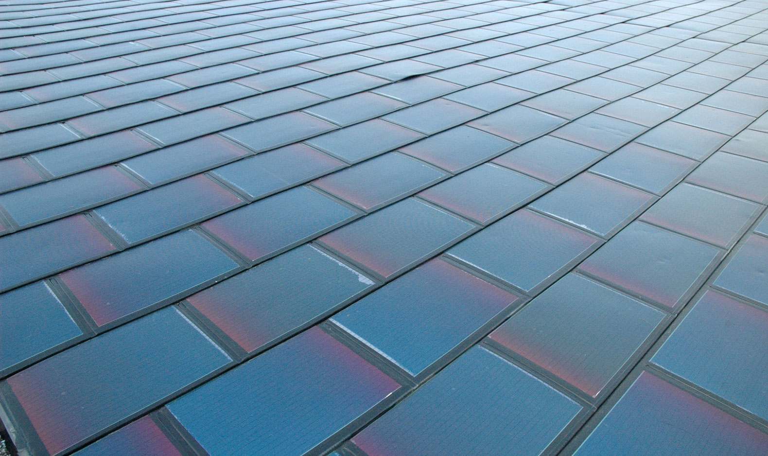 Tấm lợp mái tích hợp pin năng lượng mặt trời Dow Chemical Powerhouse